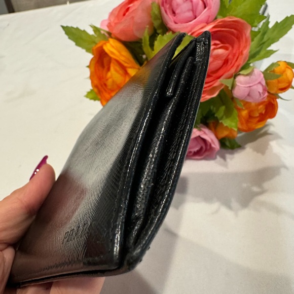 Authentic Prada men’s wallet - Picture 15 of 16